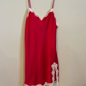 EUC Victoria’s Secret Slip